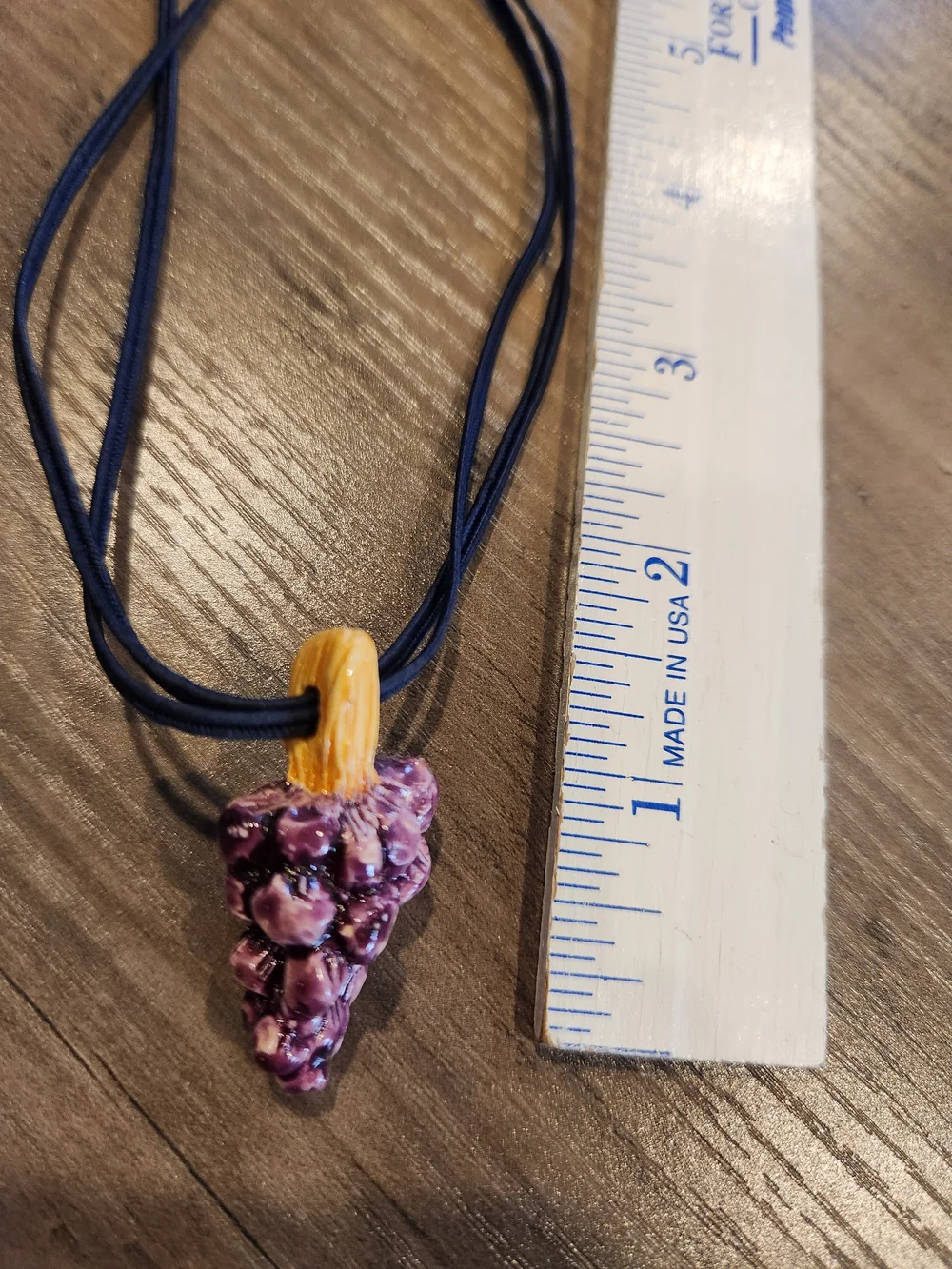 Vintage Artisan Handmade Grape Cluster Pendant Necklace Retro Jewelry Excellent!